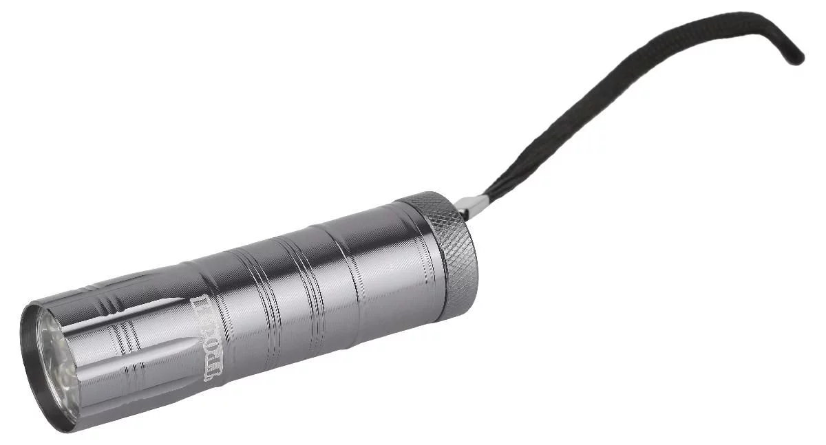 Светодиодный фонарь Трофи TM12 ручной на батарейках алюминиевый