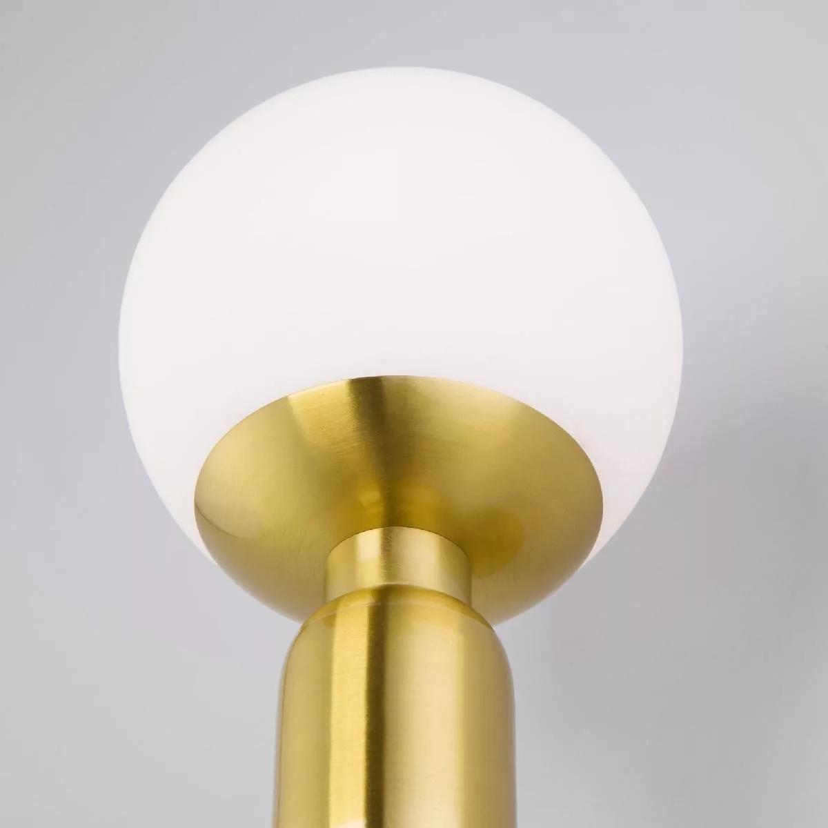 Настенный светильник со стеклянным плафоном Eurosvet латунь 50251/1