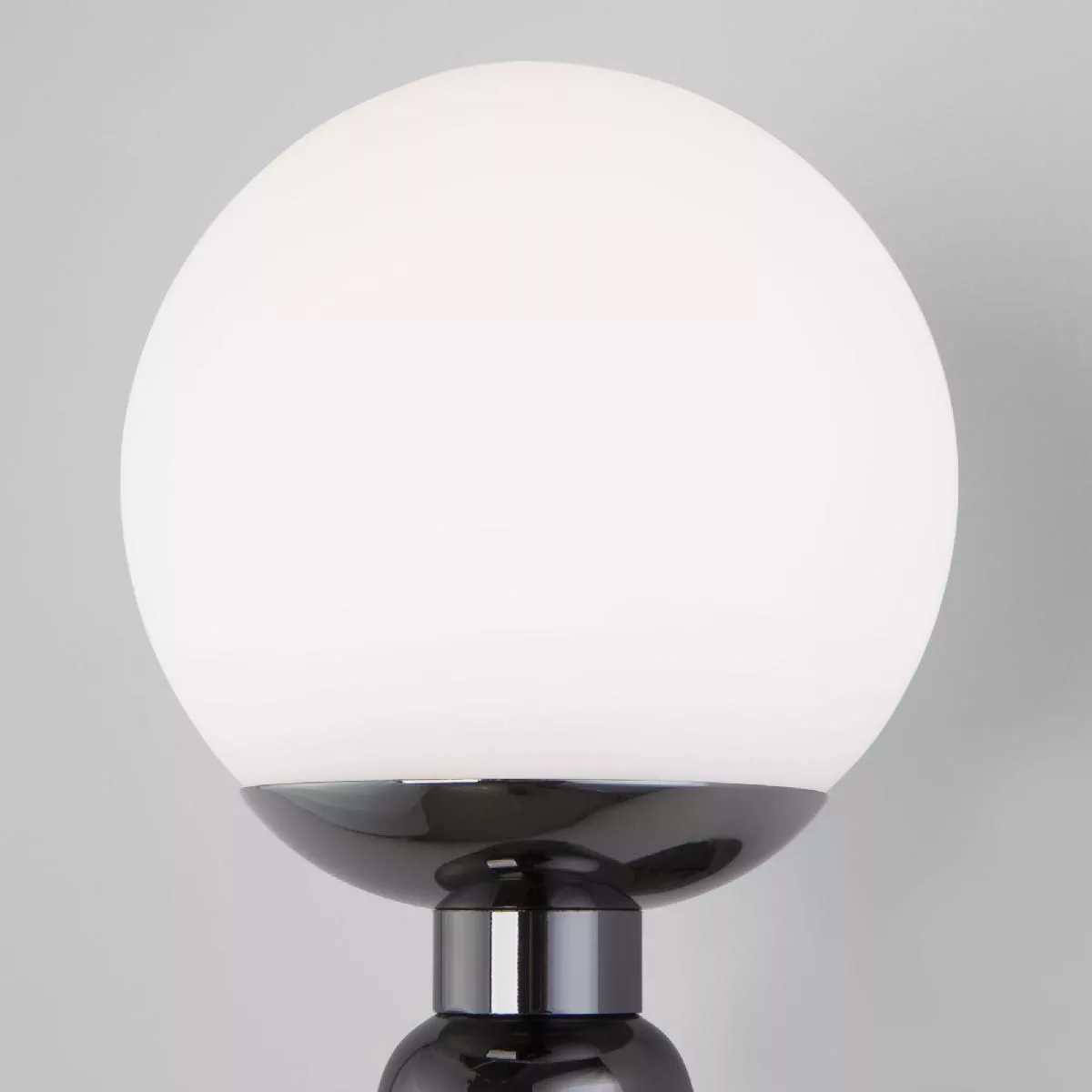 Настенный светильник со стеклянным плафоном Eurosvet черный жемчуг 50251/1